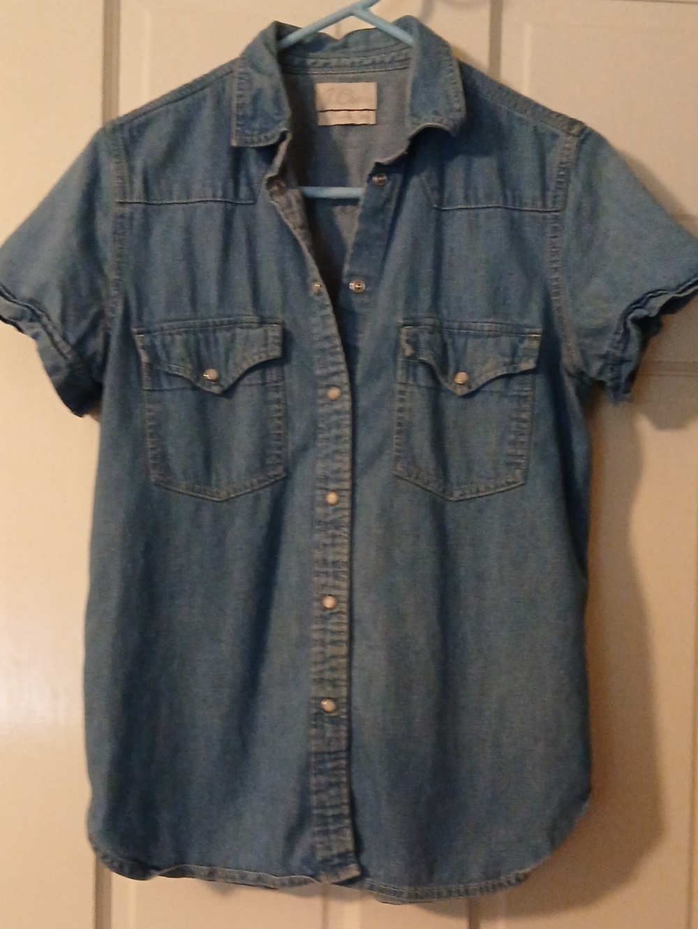 Light Blue Denim Short-Sleeve Shirt